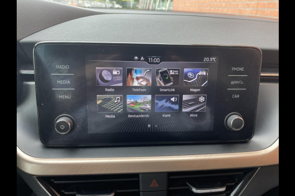 Škoda Kamiq 1.0 TSI 110pk DSG Style | Navigatie | Apple Carplay / Android auto | Parkeersensor achter | Cruise Control | Verwarmbare voorstoelen | Extra getint glas | Climate Control