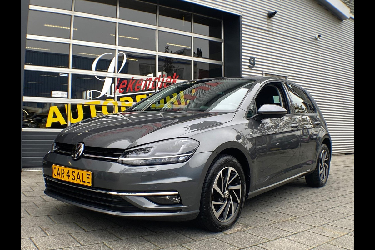 Volkswagen Golf 1.0 TSI Comfortline Business - Navigatie I Airco I LED I PDC I Sport velgen I Dealer onderhouden