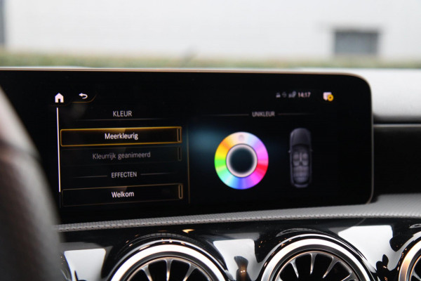 Mercedes-Benz A-Klasse 220 AMG/PANO/STOELVER/SFEERVER/CARPLAY/VOLL