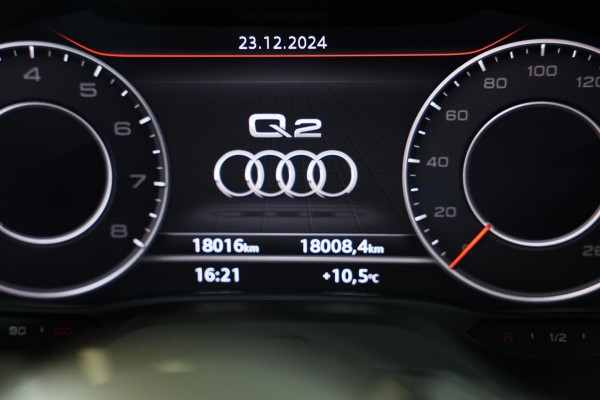 Audi Q2 35 TFSI Edition ONE S Line / AUT / ACC / Open Panoramadak / Virtual Cockpit / Lane Assist / Leder / Navi / Camera / Matrix