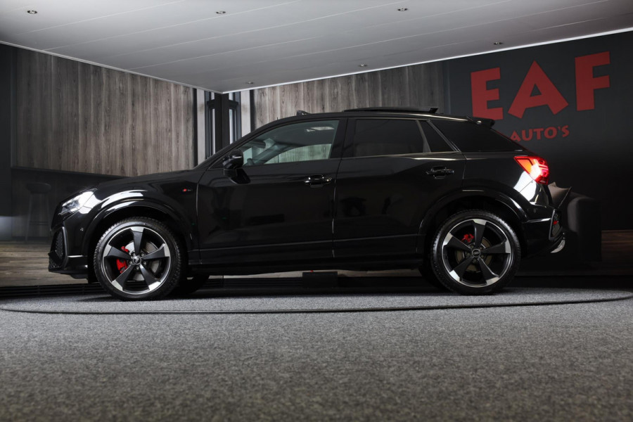 Audi Q2 35 TFSI Edition ONE S Line / AUT / ACC / Open Panoramadak / Virtual Cockpit / Lane Assist / Leder / Navi / Camera / Matrix