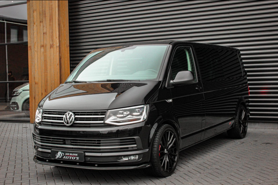 Volkswagen Transporter 2.0 TDI L2H1 DC 150PK JB- EDTION / LEDEREN BEKLEDING / TREKHAAK / APPLE CARPLAY / AIRCO / NIEUWSTAAT / FULL