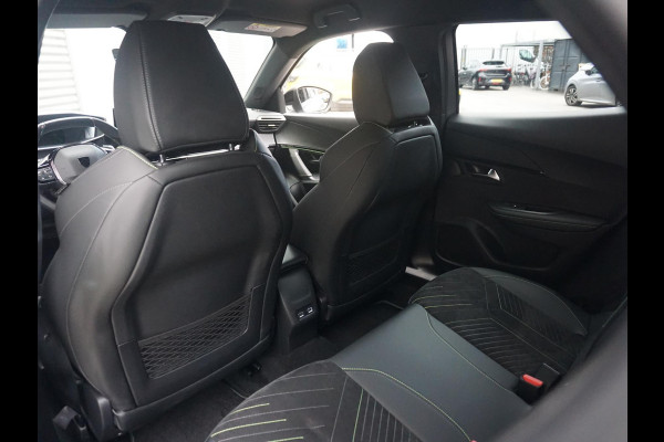 Peugeot 2008 1.2 PureTech 130 GT Leder Alcantara interieur