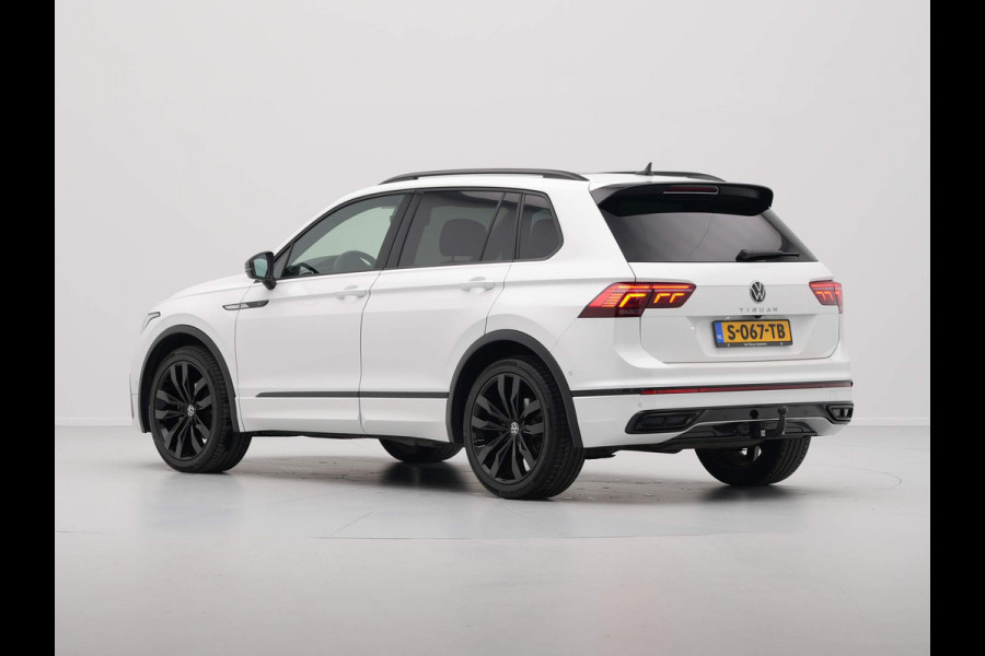 Volkswagen Tiguan 1.5 TSI 150pk DSG R-Line Blackstyle Panorama Leder Harman Kardon Side Assist 43