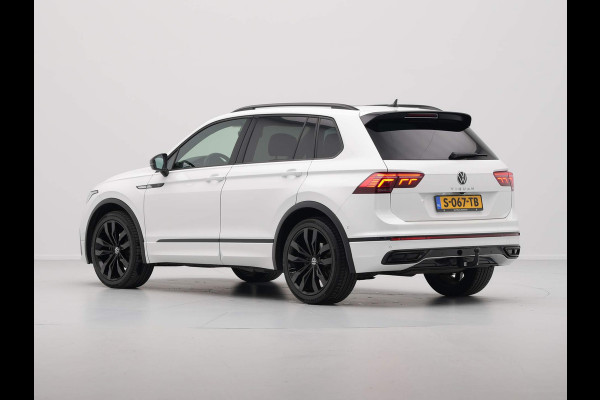 Volkswagen Tiguan 1.5 TSI 150pk DSG R-Line Blackstyle Panorama Leder Harman Kardon Side Assist 43