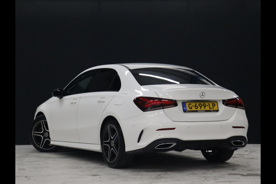 Mercedes-Benz A-Klasse 200 AMG Sport [CAMERA, APPLE CARPLAY, ANDROID, STOELVERWARMING, PDC V+A, CRUISE, CLIMATE, NIEUWSTAAT]