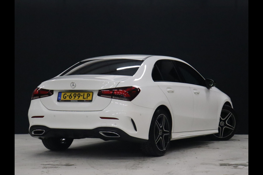 Mercedes-Benz A-Klasse 200 AMG Sport [CAMERA, APPLE CARPLAY, ANDROID, STOELVERWARMING, PDC V+A, CRUISE, CLIMATE, NIEUWSTAAT]