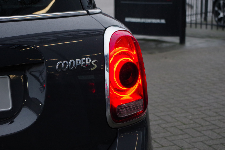 MINI Countryman 2.0 Cooper S E 225 PK ALL4 Chili PHEV, Panoramadak, LED, Leder, Keyless, Navigatie, Cruise Control