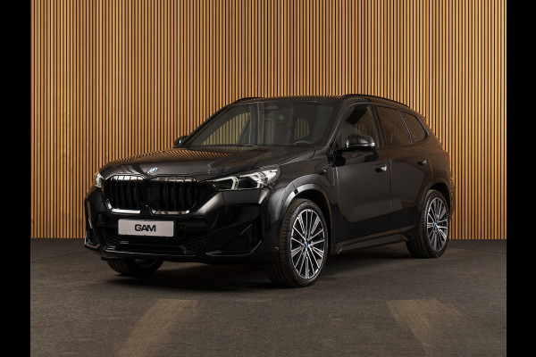 BMW X1 xDrive30e M-SPORT-PANO-H/K-HUD-20"