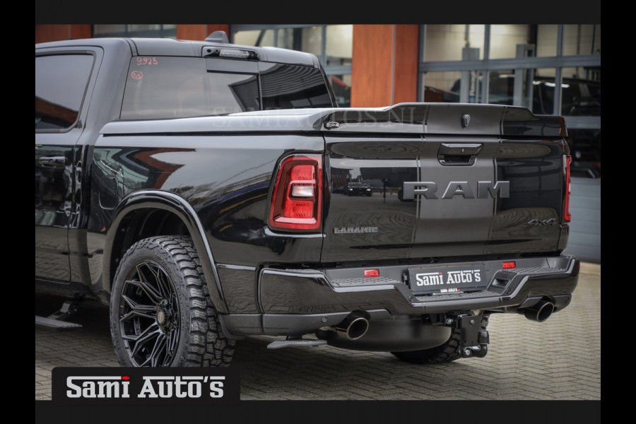 Dodge Ram PREMIUM NIGHT EDITION | MAY 2025 BOM VOL + 14.4 INCH SCHERM | LUCHTVERING | HUD | HURRICAN 420PK 636 Nm | PRIJS MET LPG EN COVER DUBBELE CABINE | PICK UP | 5 PERSOONS | DC | GRIJSKENTEKEN | VOORRAAD NR 2288 - 4952