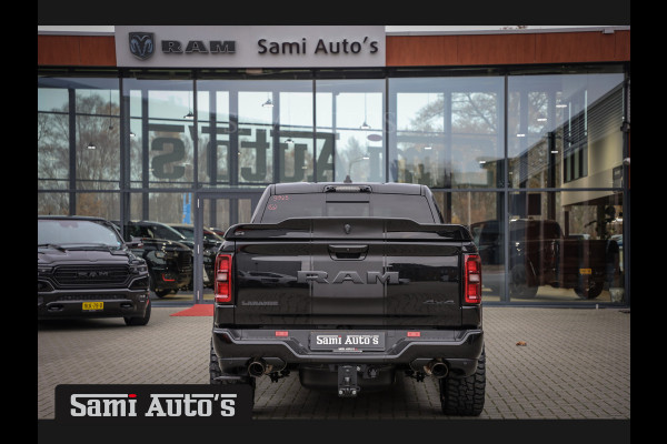 Dodge Ram PREMIUM NIGHT EDITION | MAY 2025 BOM VOL + 14.4 INCH SCHERM | LUCHTVERING | HUD | HURRICAN 420PK 636 Nm | PRIJS MET LPG EN COVER DUBBELE CABINE | PICK UP | 5 PERSOONS | DC | GRIJSKENTEKEN | VOORRAAD NR 2288 - 4952