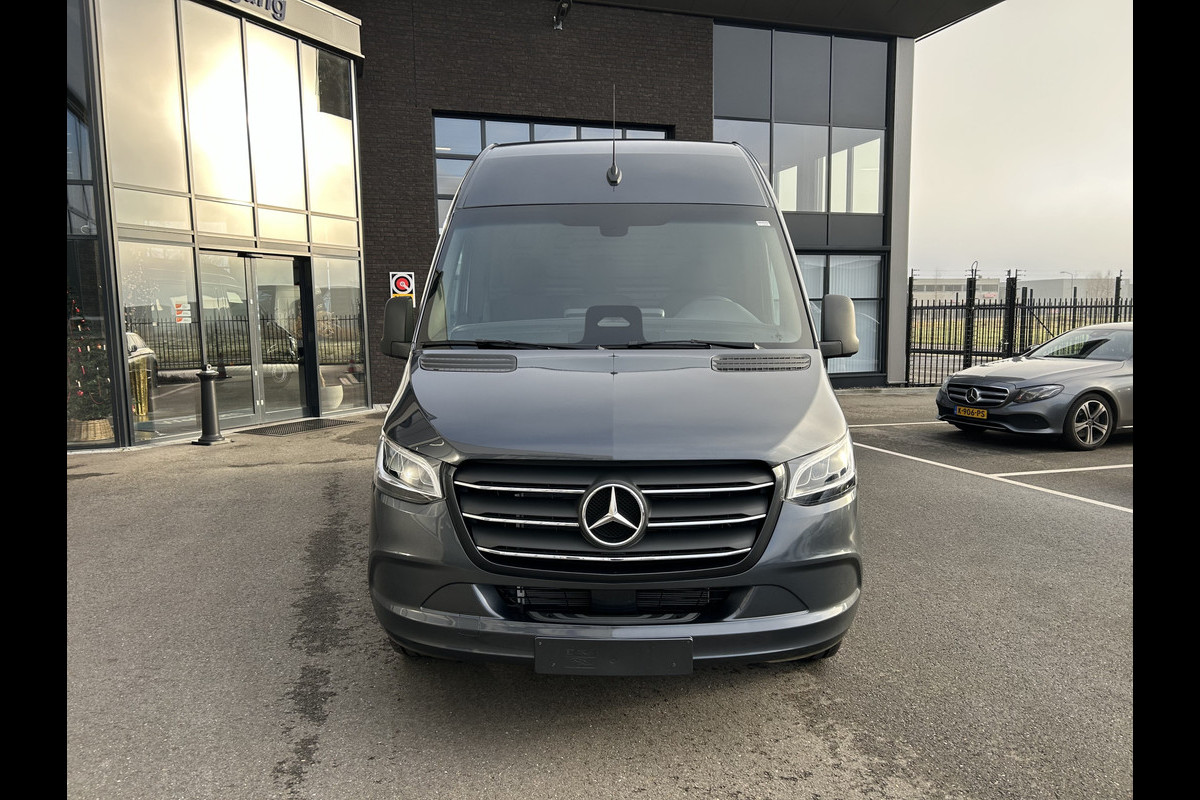 Mercedes-Benz Sprinter 319 CDI L2 H2 Pro L+R Schuifdeur / LED / 3500KG Trekhaak / MBUX / Camera / Carplay navigatie / Cruise control / Airco