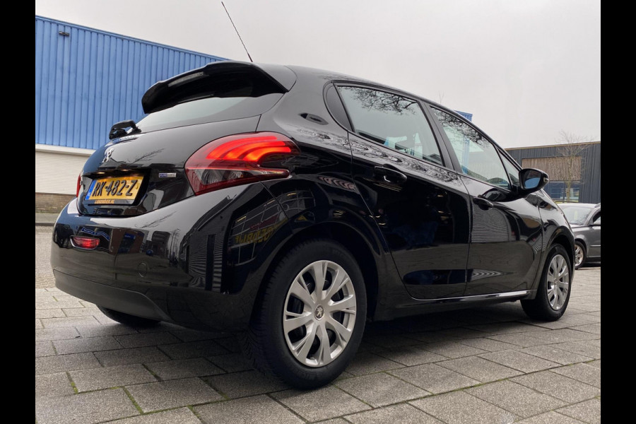 Peugeot 208 1.2VTi PureTech Blue Lion - Apple CarPlay / Navigatie I Airco I PDC I Comfort pakket I Dealer onderhouden