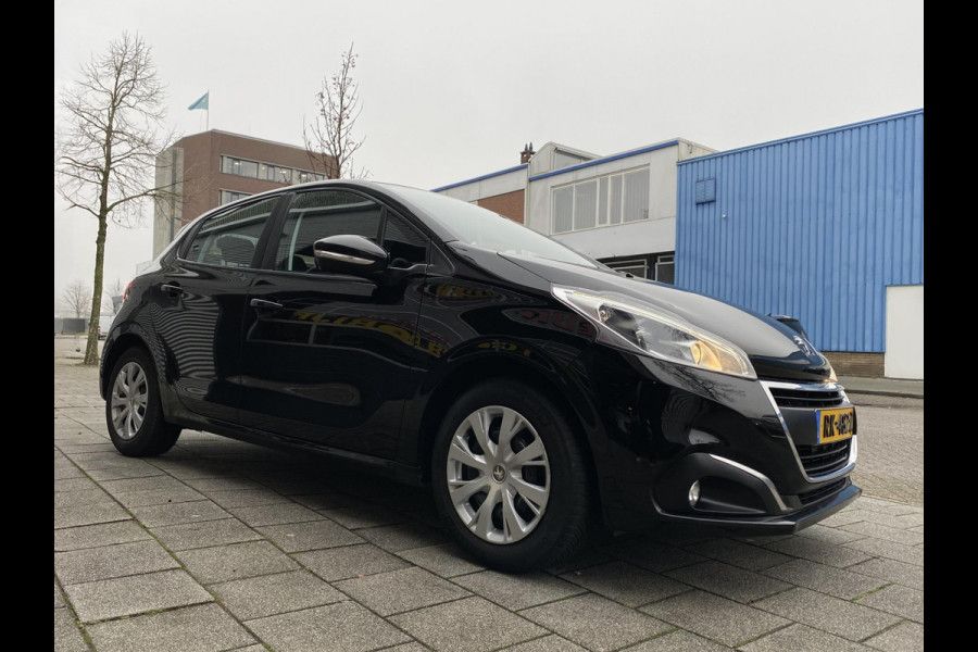 Peugeot 208 1.2VTi PureTech Blue Lion - Apple CarPlay / Navigatie I Airco I PDC I Comfort pakket I Dealer onderhouden