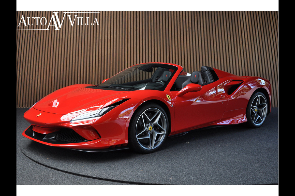 Ferrari F8 Spider 3.9 V8 HELE Daytona Seats Passengerdisplay CarPlay Rosso Corsa