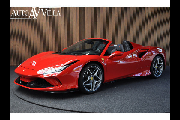 Ferrari F8 Spider 3.9 V8 HELE Daytona Seats Passengerdisplay CarPlay Rosso Corsa