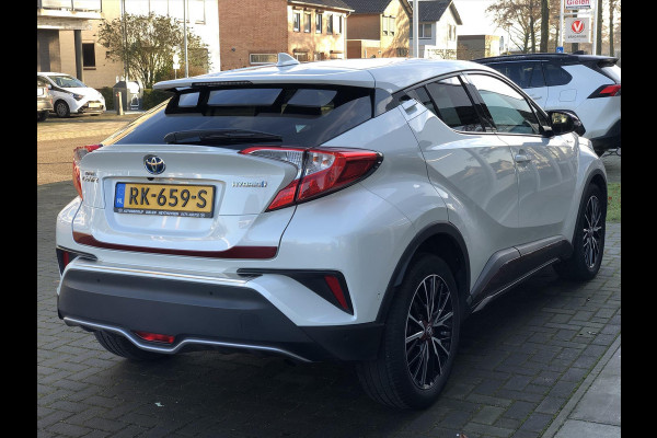 Toyota C-HR 1.8 Hybrid Premium | JBL, Navigatie, Blind Spot, Stoel + Stuurverwarming, Parkeersensoren, Half leer, Zeer compleet!