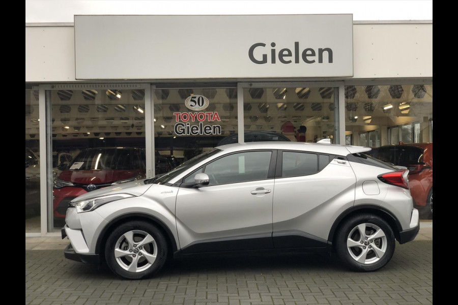 Toyota C-HR 1.8 Hybrid Active | Trekhaak, Navigatie, Parkeercamera, Lichtmetalen velgen, Climate control, Adaptive cruise control