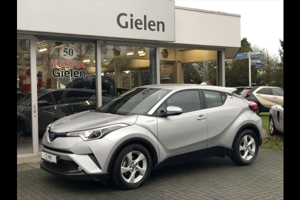 Toyota C-HR 1.8 Hybrid Active | Trekhaak, Navigatie, Parkeercamera, Lichtmetalen velgen, Climate control, Adaptive cruise control