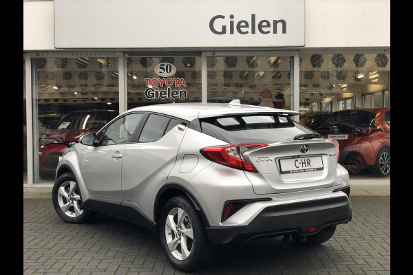 Toyota C-HR 1.8 Hybrid Active | Trekhaak, Navigatie, Parkeercamera, Lichtmetalen velgen, Climate control, Adaptive cruise control