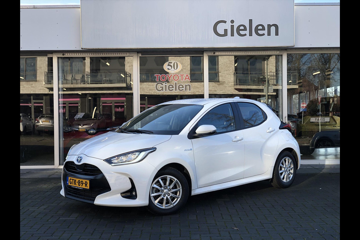 Toyota Yaris 1.5 Hybrid Dynamic | Lichtmetalen velgen, Apple CarPlay/Android auto, LED, Parkeercamera, Adaptive cruise control