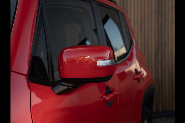 Jeep Renegade 1.4 MultiAir Limited | Automaat | Trekhaak | Cruise | NL-auto | Navigatie