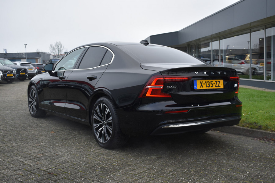 Volvo S60 Recharge T6 350PK Automaat AWD Ultimate Bright | Stoelmassage/ventilatie | B&W Audio | 360° Camera | Trekhaak |