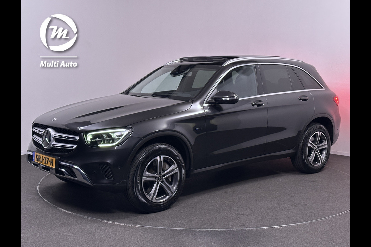 Mercedes-Benz GLC 300e 4MATIC Premium Plus Plug in Hybrid 320pk PHEV | Lederen Sportstoelen | Panodak |  Head up Display | Burmester | Sfeerverlichting | Carplay | Navigatie | 360 Camera |