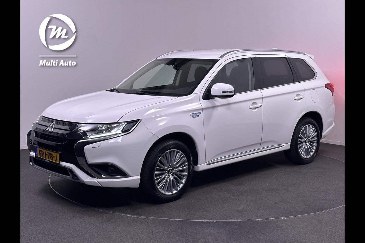 Mitsubishi Outlander 2.4 Plug in Hybrid 225pk PHEV | Trekhaak Afneembaar | Apple Carplay | Camera | Cruise Control | Climate Control | Stoelverwarming | DAB |