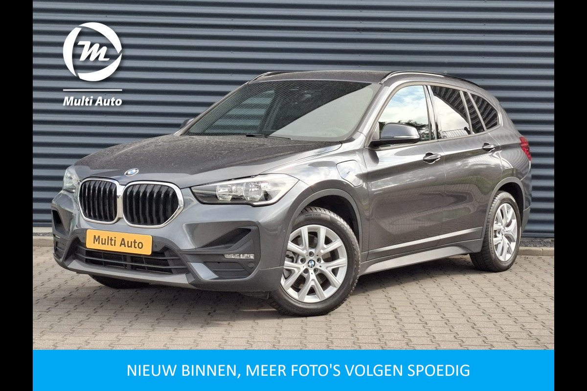 BMW X1 xDrive25e Plug in Hybrid 221pk PHEV | Panodak | Lederen Bekleding | Head Up | Navigatie | Cruise Control | Camera | Stoelverwarming |