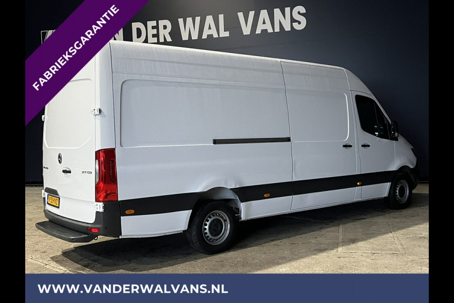 Mercedes-Benz Sprinter 317 CDI 170pk L3H2 Fabrieksgarantie Euro6 Airco | Camera | Apple Carplay | Android Auto Cruisecontrol, Parkeersensoren, Bijrijdersbank, Stoelverwarming, MBUX