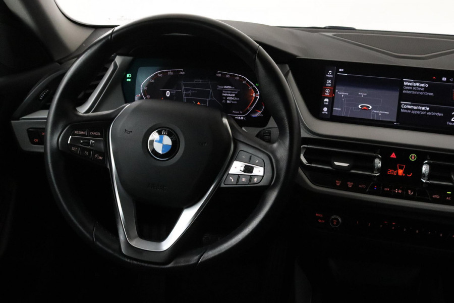 BMW 2 Serie Gran Coupé 218i Introduction Edition Sport (NAVIGATIE, CARPLAY, PDC, LED, CLIMA, 1e EIGENAAR, DEALER ONDERHOUDEN)