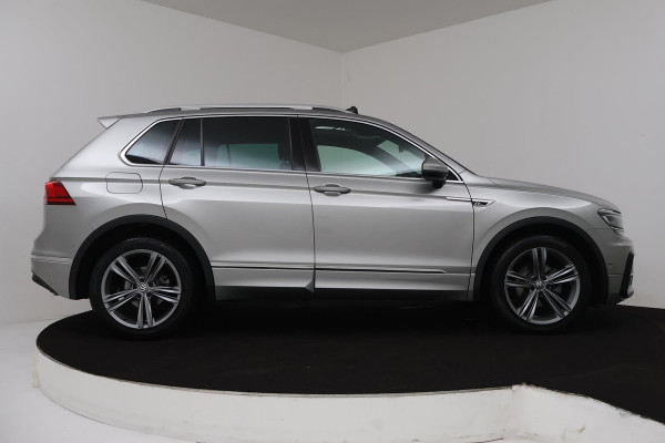 Volkswagen Tiguan 1.5 TSI ACT Highline Business R Automaat (VIRTUAL, PANORAMADAK, NAVIGATIE, CAMERA, PDC, NL-AUTO, GOED ONDERHOUD)