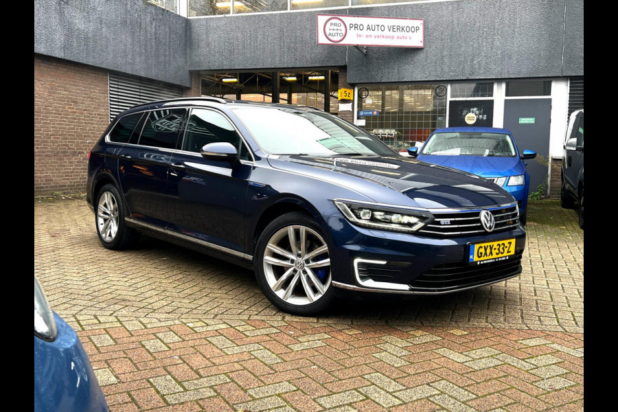 Volkswagen Passat Variant 1.4 TSI GTE Connected Series Plus Camera_trekh_Navi_Massage stoel