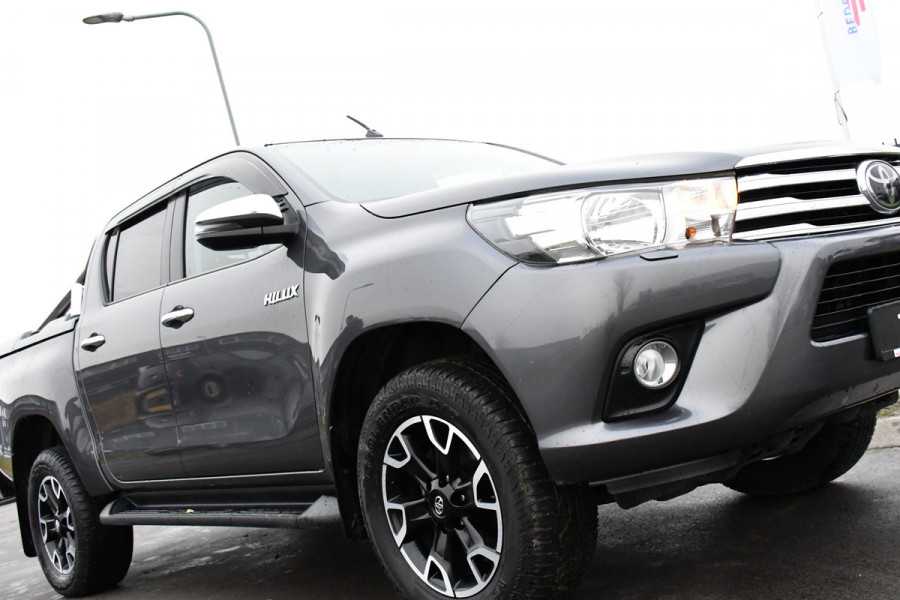 Toyota Hilux 2.4 D-4D-F Professional Camera, Cruise, Automaat, 150PK, 4X4, Leder, Trekhaak, UNIEK!