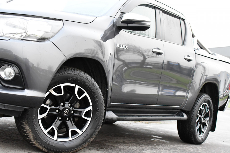 Toyota Hilux 2.4 D-4D-F Professional Camera, Cruise, Automaat, 150PK, 4X4, Leder, Trekhaak, UNIEK!