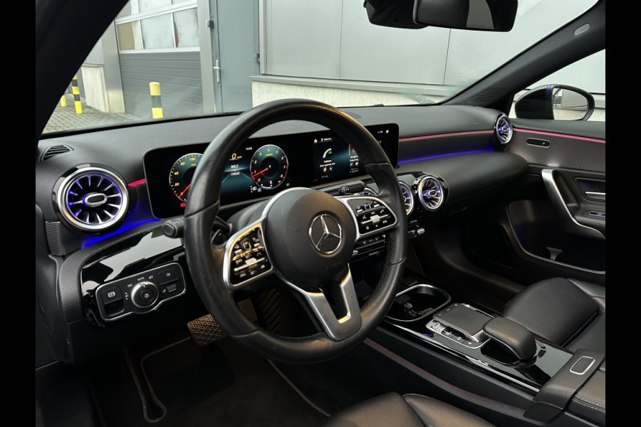 Mercedes-Benz A-Klasse 250 Premium Plus PANO NAVI WIDESCREEN SFEERVERLICHTING