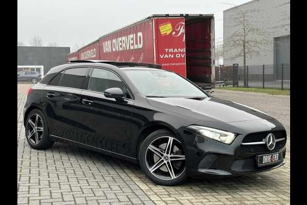 Mercedes-Benz A-Klasse 250 Premium Plus PANO NAVI WIDESCREEN SFEERVERLICHTING