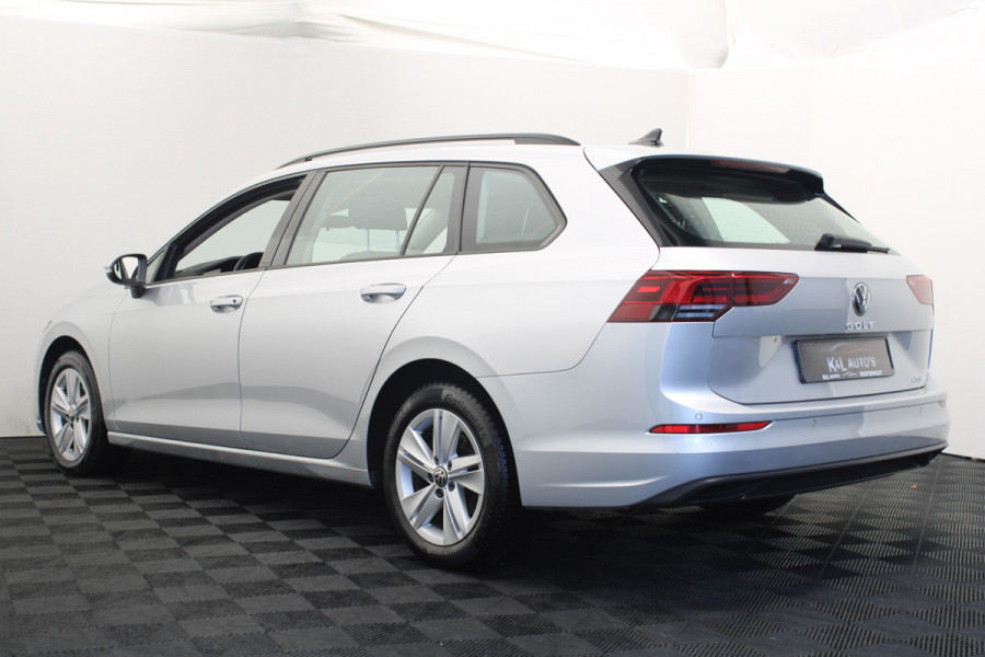 Volkswagen GOLF Variant 1.0 eTSI Life