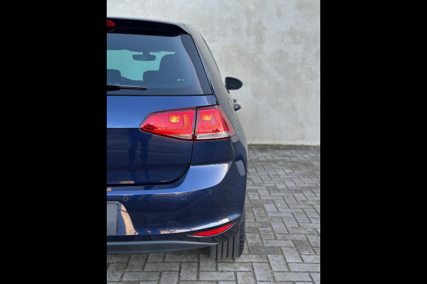 Volkswagen Golf 1.2 TSI 18'' Navi Carplay Stoelverw Garantie