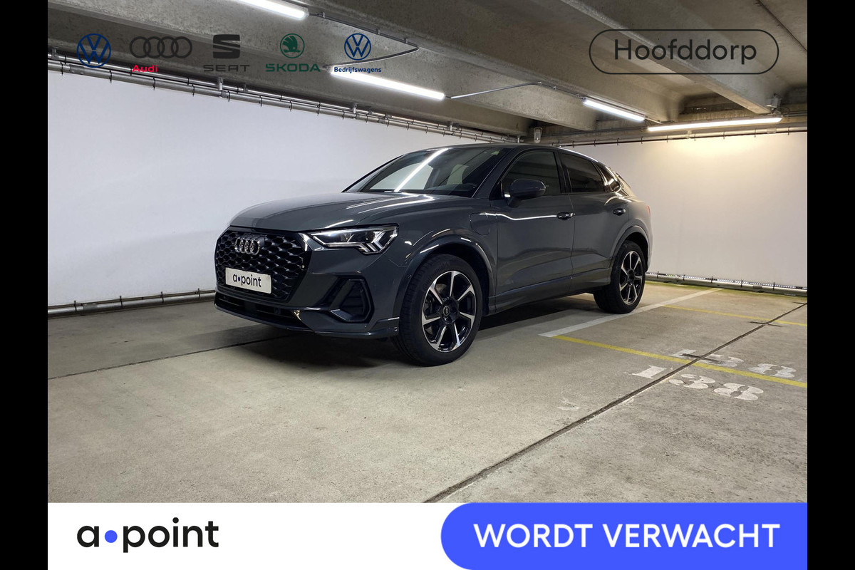 Audi Q3 Sportback 45 TFSI e S Edition 245 pk S-tronic | Verlengde garantie | Navigatie | Parkeersensoren | Adaptieve cruise control | Stoelverwarming | Lichtmetalen velgen 19" |