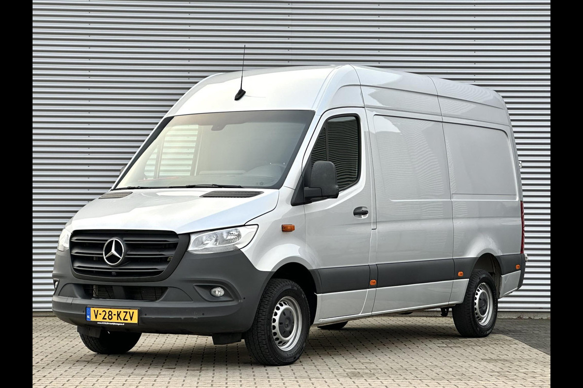 Mercedes-Benz Sprinter 317 CDI L2H2 RWD Zilver Grijs