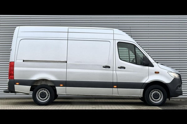 Mercedes-Benz Sprinter 317 CDI L2H2 RWD Zilver Grijs