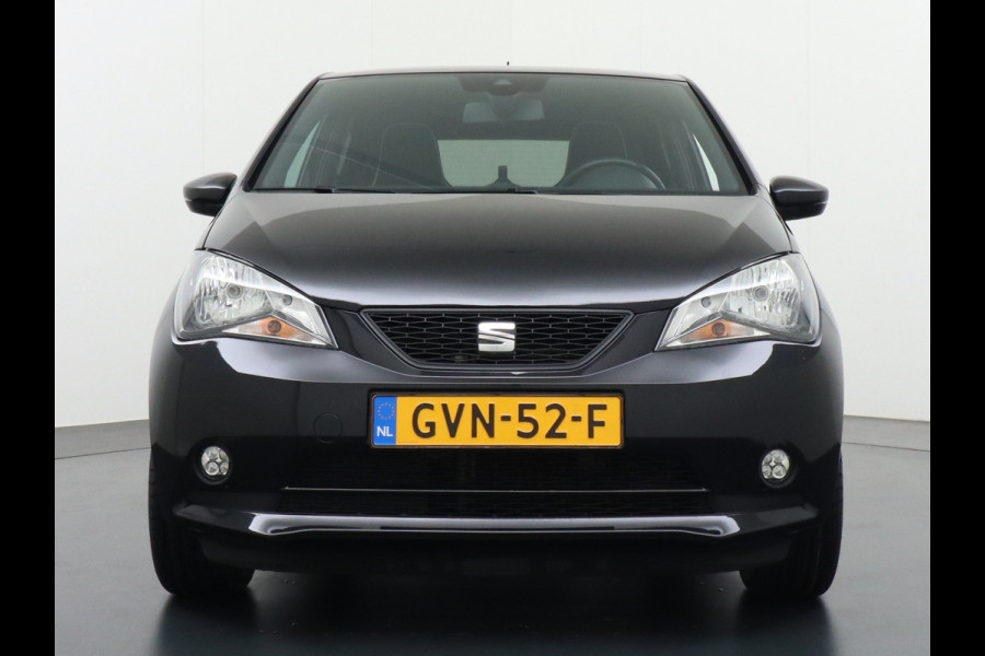 Seat Mii Electric 36kWh Plus Automaat Cruise Control Stoelverwarming Climate Control Voorruitverwarming DAB Lichtmetalen Velgen Regen-Lichtsensor Bluetooth Pdc Rijstrooksensor