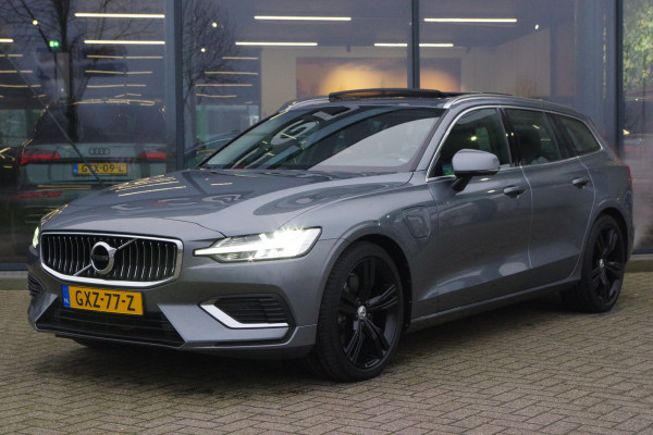 Volvo V60 2.0 T8 Twin Engine 390 PK AWD Inscription, Panoramadak, Leder, Camera