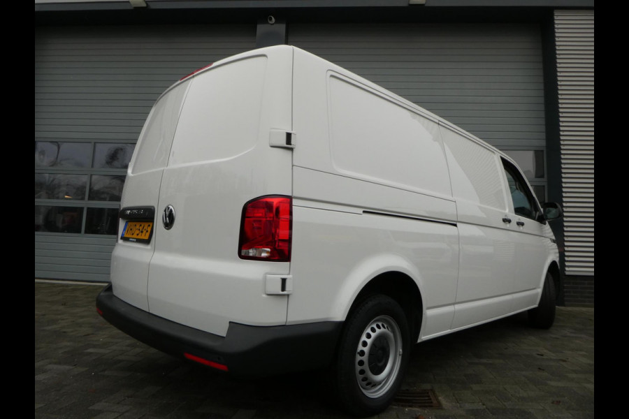 Volkswagen Transporter 2.0tdi 150pk L2, Automaat, Navigatie, PDC.