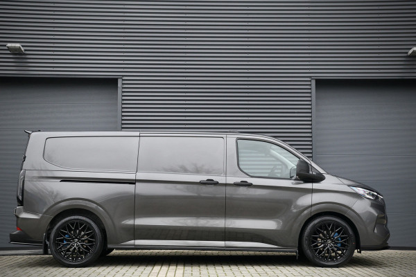 Ford Transit Custom 320 2.0 TDCI 170PK L2H1 AUT Raptor Edition | BPM VRIJ | ACC | Blind Spot | Camera | CarPlay | Lane Assist | Navigatie | 3-Zitter | Verlengde fabrieksgarantie tot 09-2029