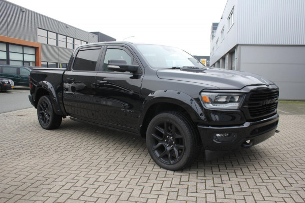 Dodge Ram 1500 Larami Black Edition 5.7 V8 4x4 Crew Cab LPG onderbouw