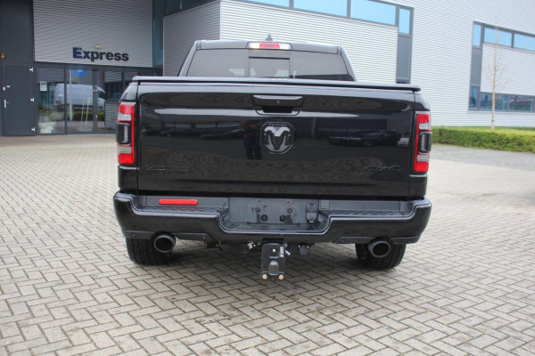 Dodge Ram 1500 Larami Black Edition 5.7 V8 4x4 Crew Cab LPG onderbouw