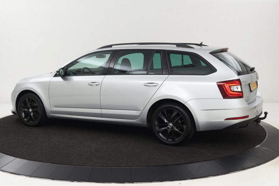 Škoda Octavia 1.5 TSI Sport | Trekhaak | Sportstoelen | Carplay | Navigatie | PDC | Climate control | Cruise control | Bluetooth